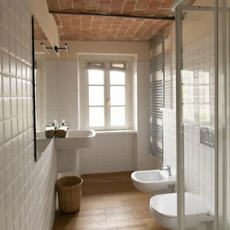 Farm stay Borgo Isolabella - Wine & Vermouth Relais Loazzolo