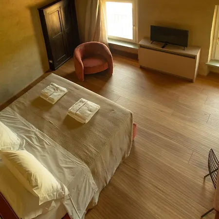 Borgo Isolabella - Wine & Vermouth