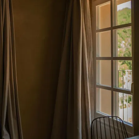 Borgo Isolabella - Wine & Vermouth בית חווה