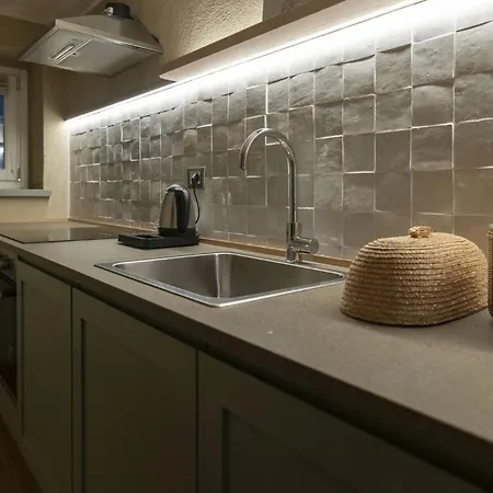 Borgo Isolabella - Wine & Vermouth בית חווה Loazzolo