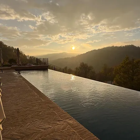 בית חווה Borgo Isolabella - Wine & Vermouth *