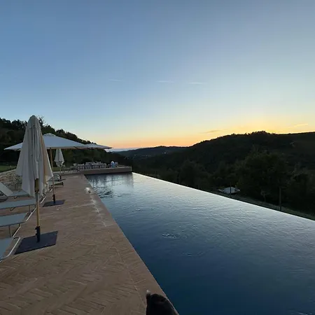 Borgo Isolabella - Wine & Vermouth Relais Farm stay *